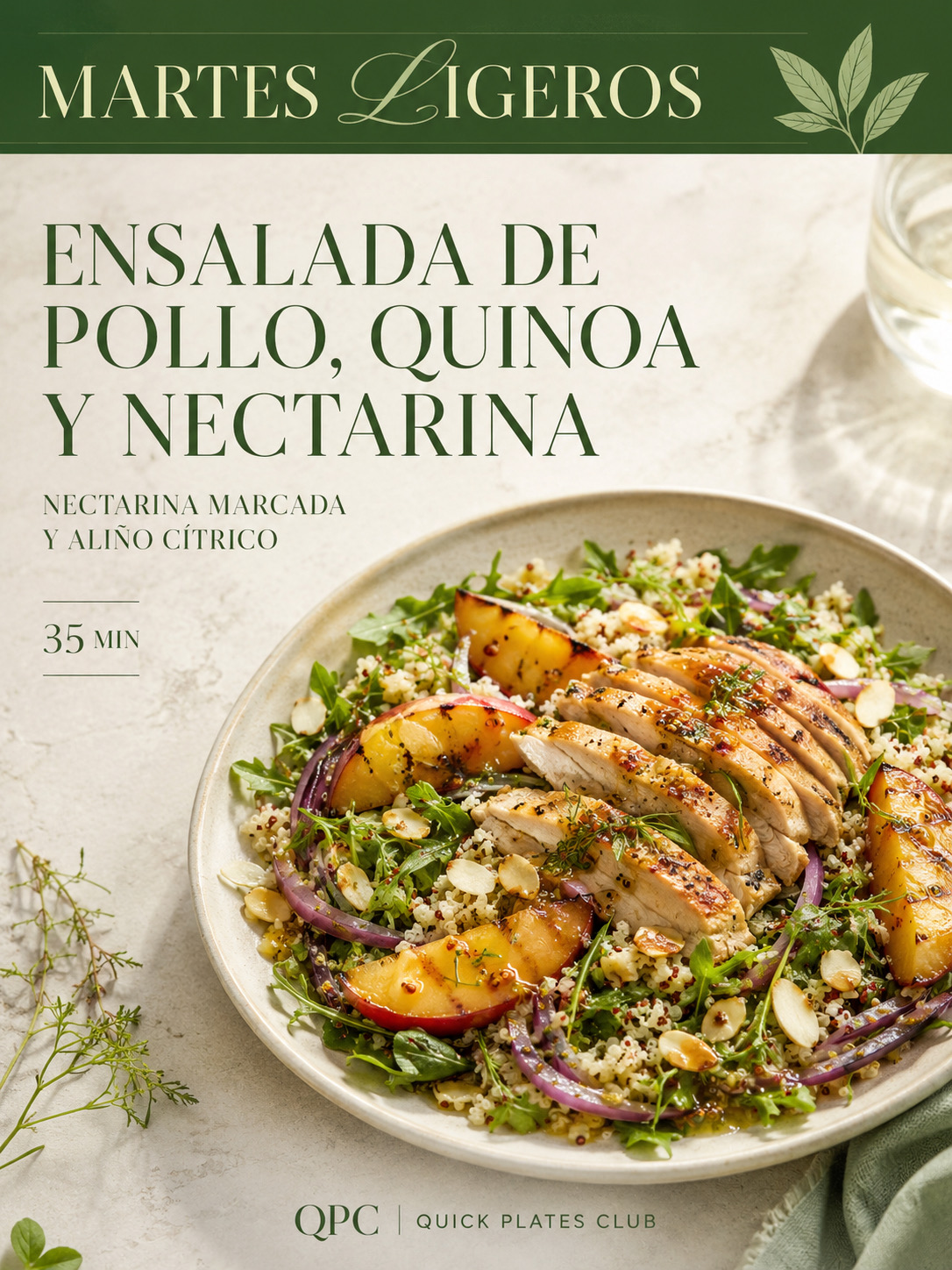 Ensalada de pollo, quinoa y nectarina